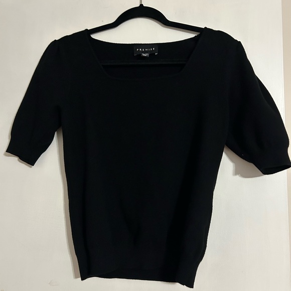 Black Shortsleeve - Picture 1 of 4